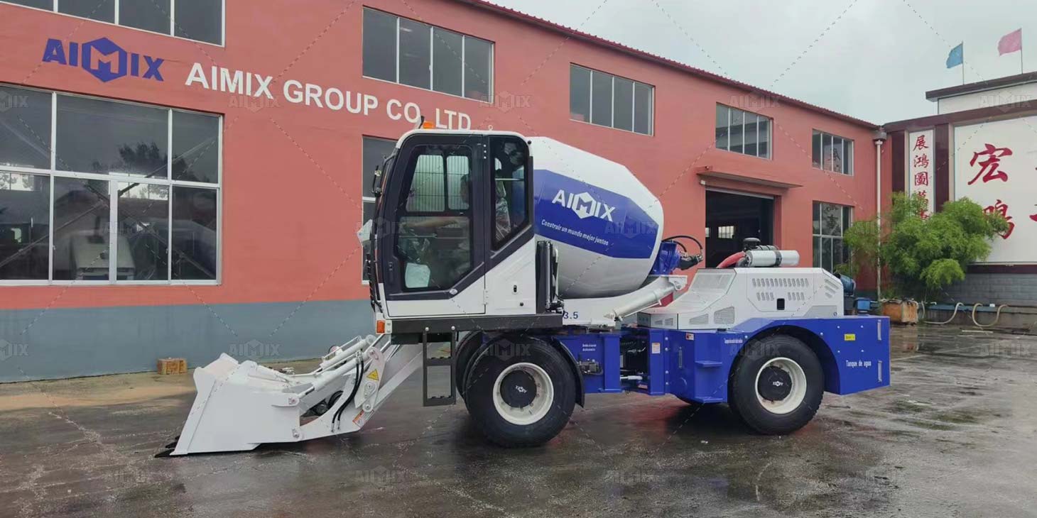 Self Loading Concrete Mixer